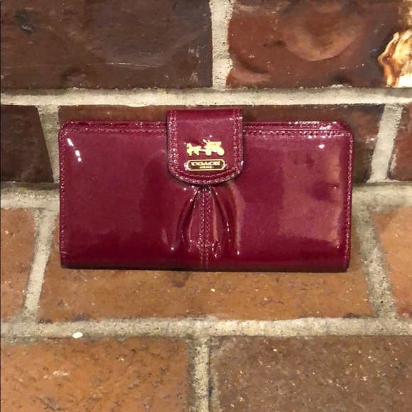 Coach Handbags - Coach Patent Leather Wallet Coach Handbags - Coach Patent Leather Wallet